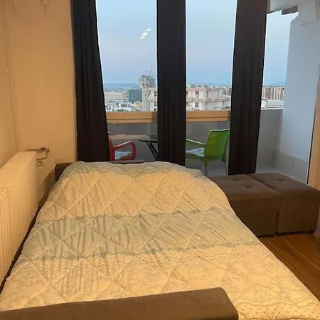 Apartment Sky View Center